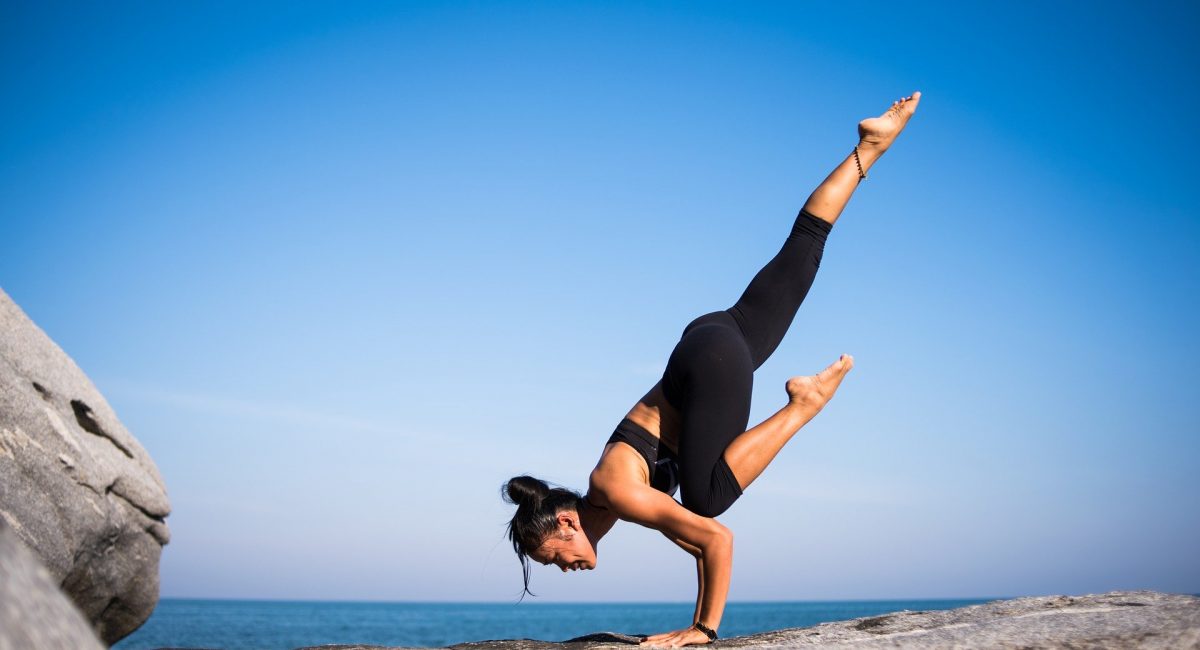 yoga-2587066_1920